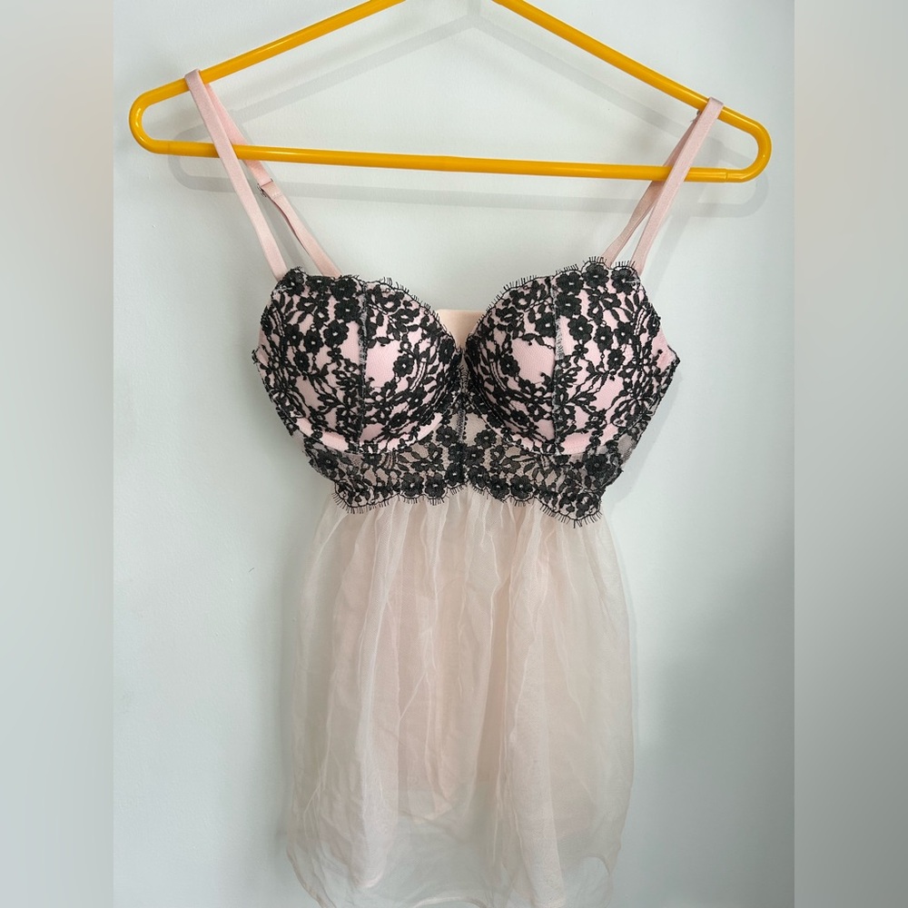 Victoria’s Secret Lingerie Babydoll Lace Fishnet Size 32D